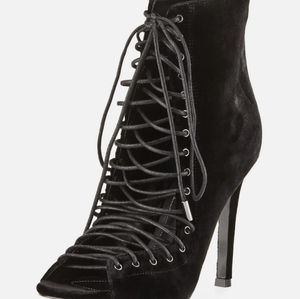 Kendall & Kylie Black suede Bootie